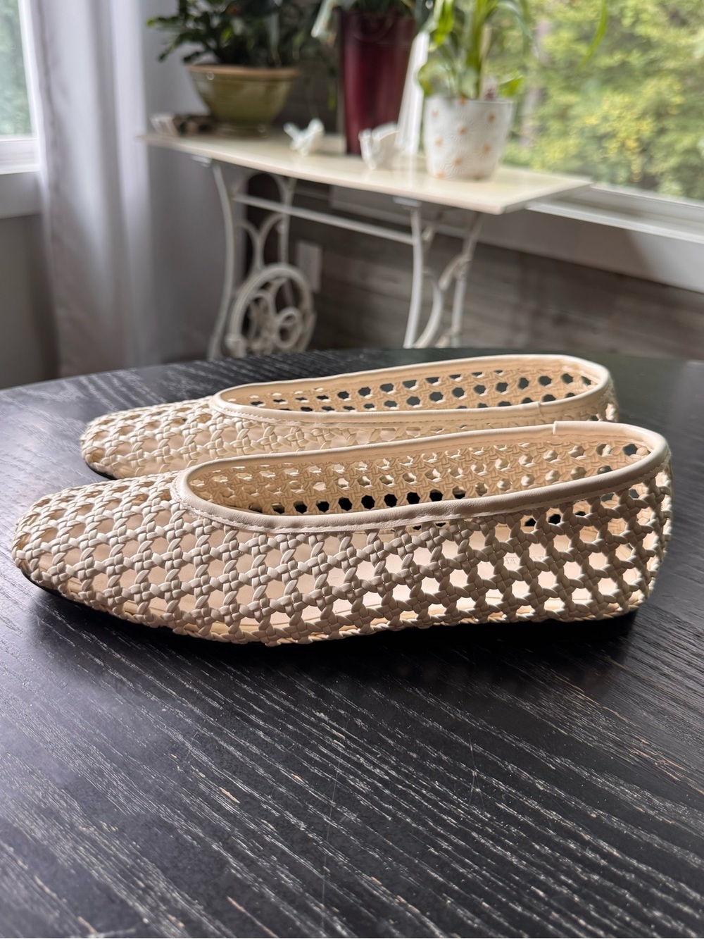 Banana Republic Woven Ballet Flats Bone Cream Size 8.5